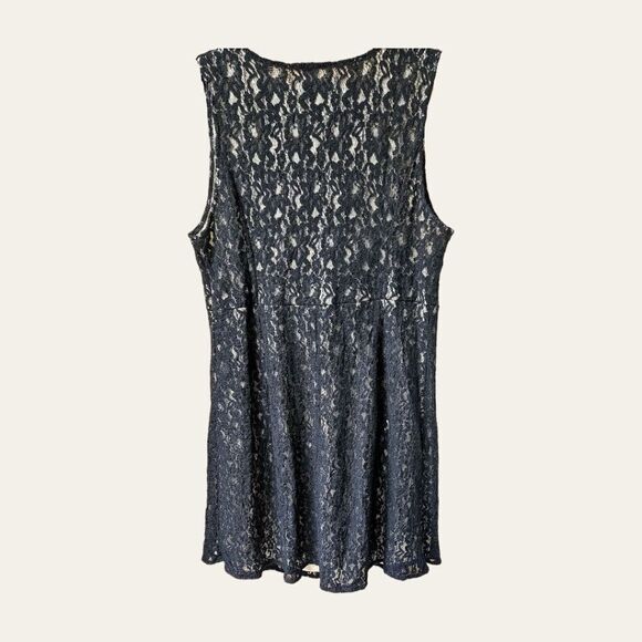 NEW Lane Bryant Plus Size Black Lace Overlay Midi Cocktail Dress. - Picture 7 of 12